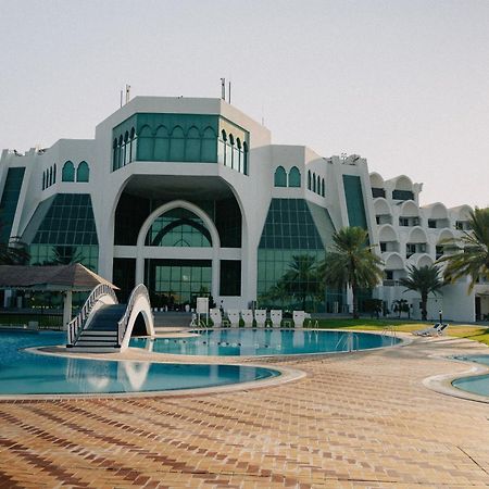 Mirfa Hotel Аль-Марфа Екстер'єр фото
